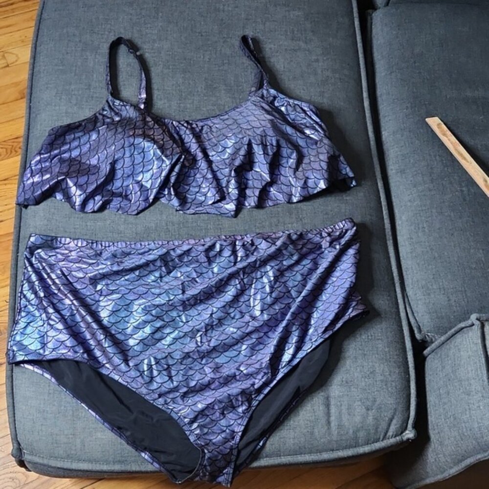 Torrid Purple & Black Mermaid Wireless Bikini Top (Sz4)  & Bottom (Sz6) - Picture 3 of 9